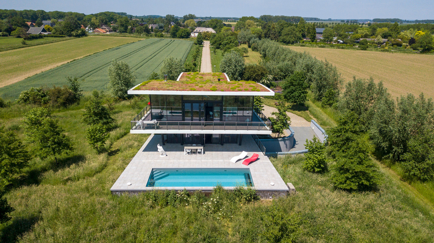 Atlas Concorde Private Pool TerraceHoland 002